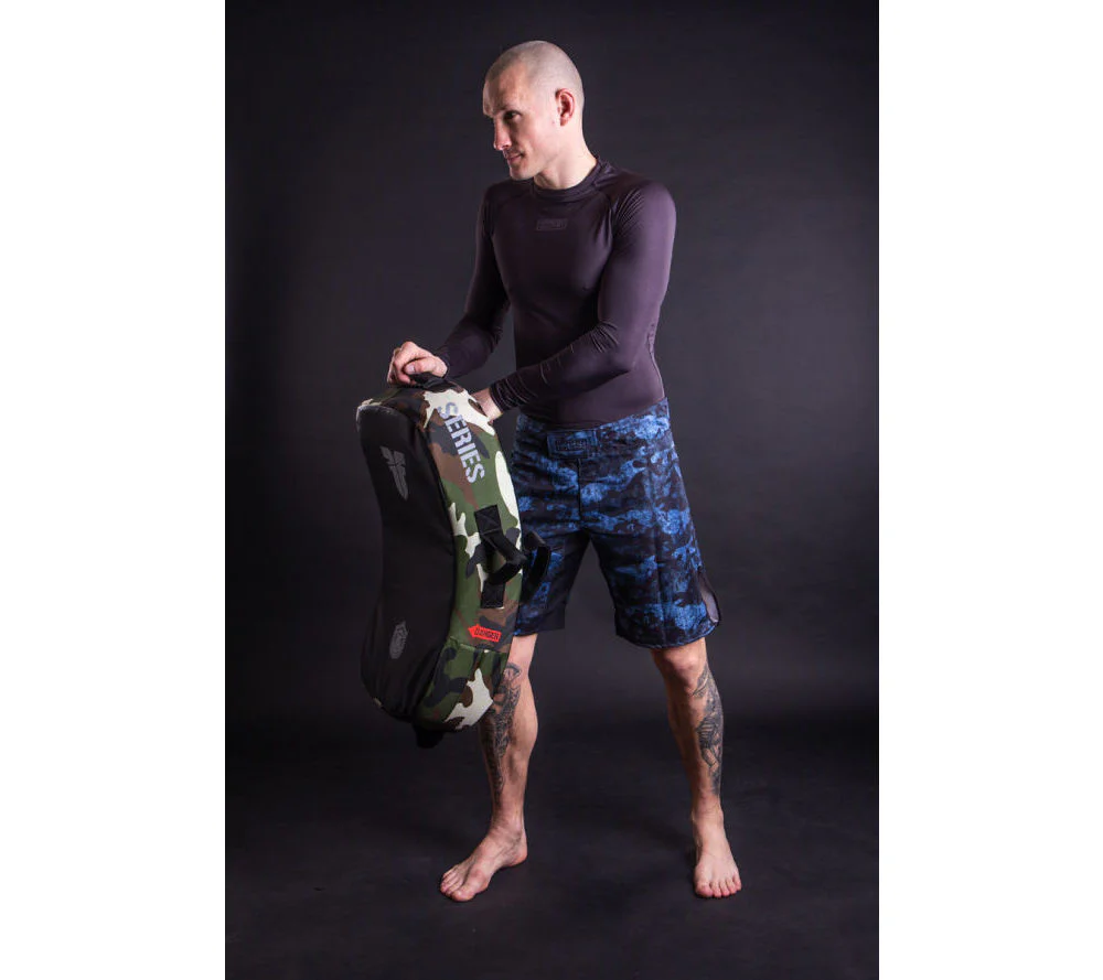 Fighter Kicking Shield - MULTI GRIP - TACTICAL SERIES - Camo - Image 8