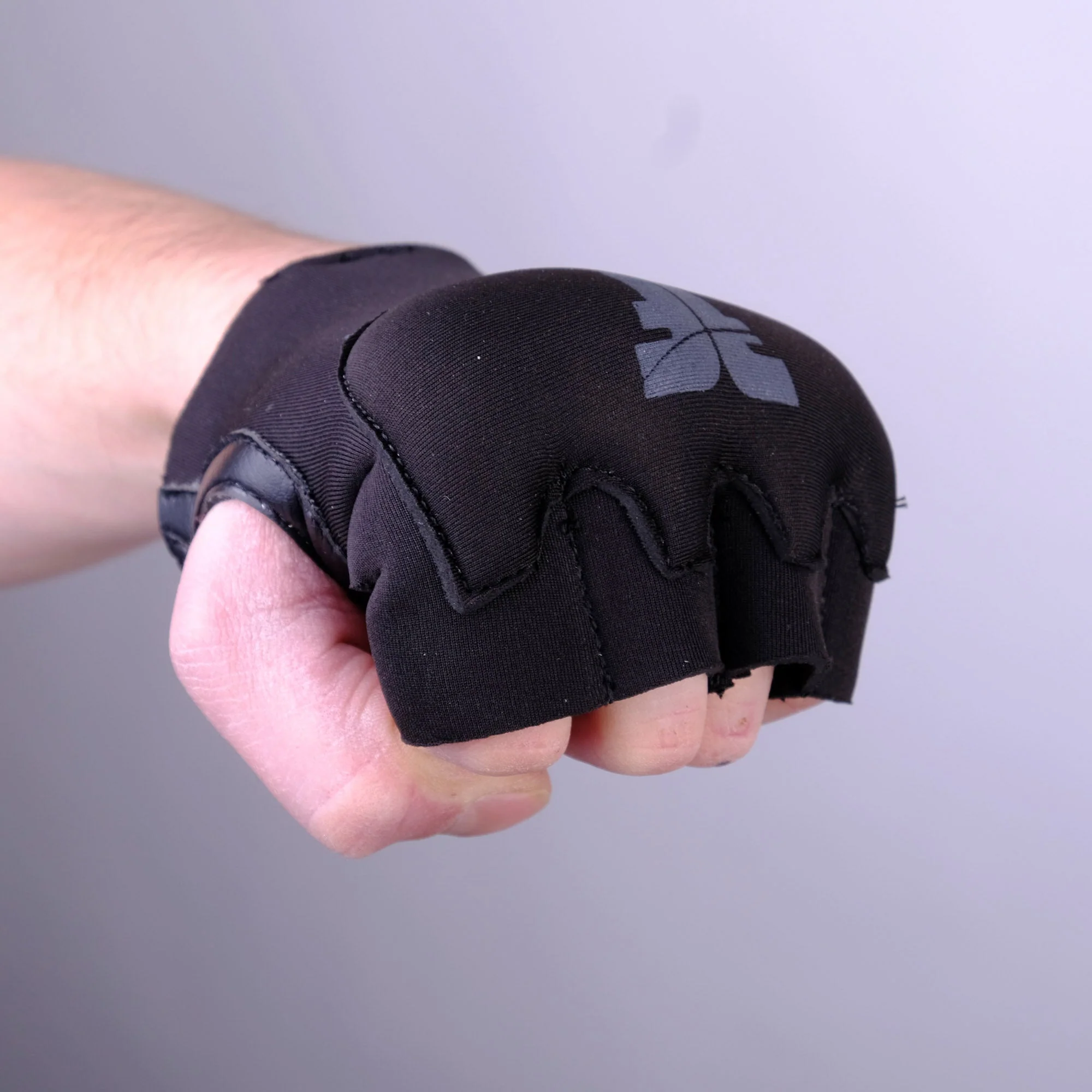 Fighter Strap - Gel Hand-Wraps - black, FGW-001BB - Image 5